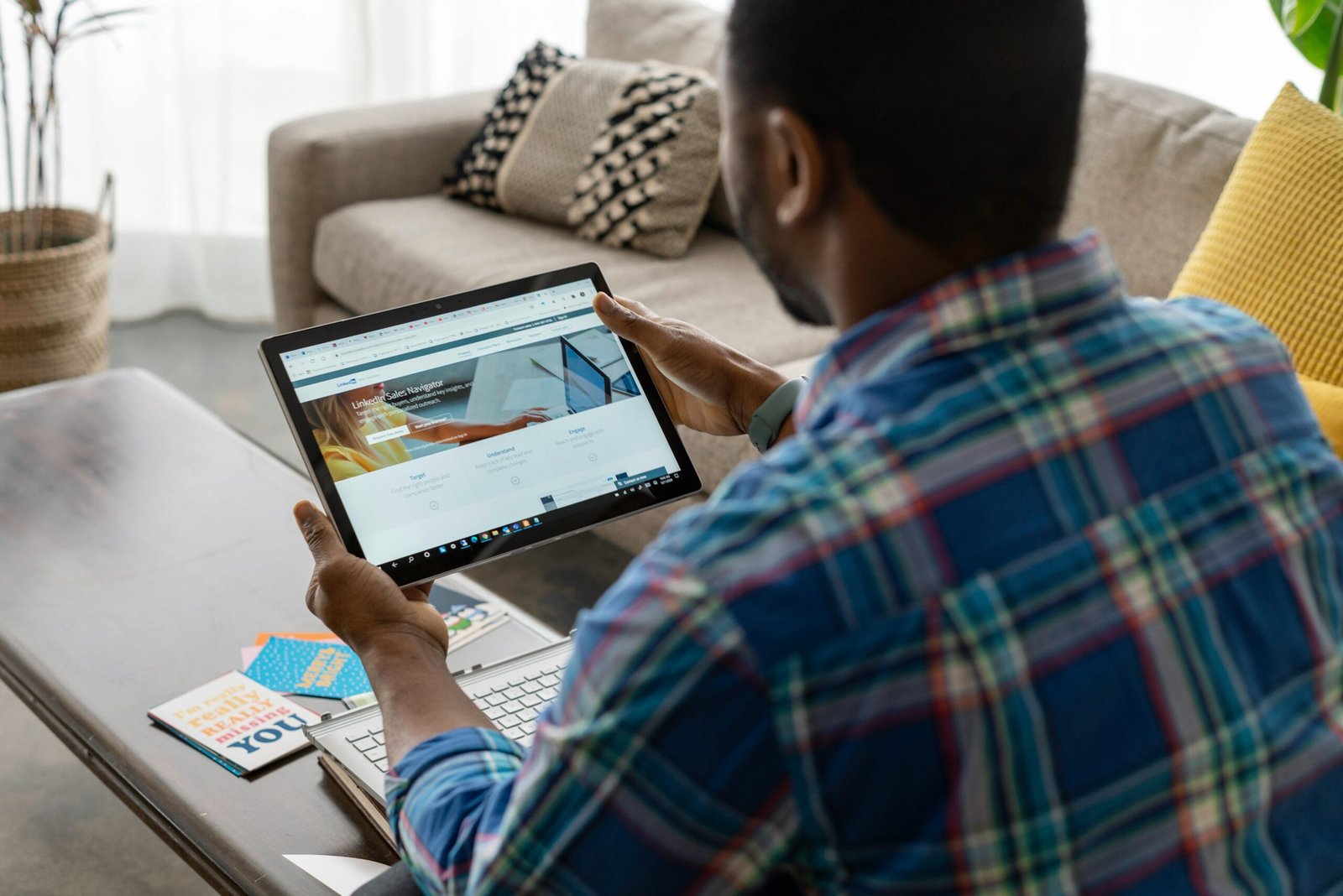 Pourquoi Faire Appel à un Consultant LinkedIn Ads